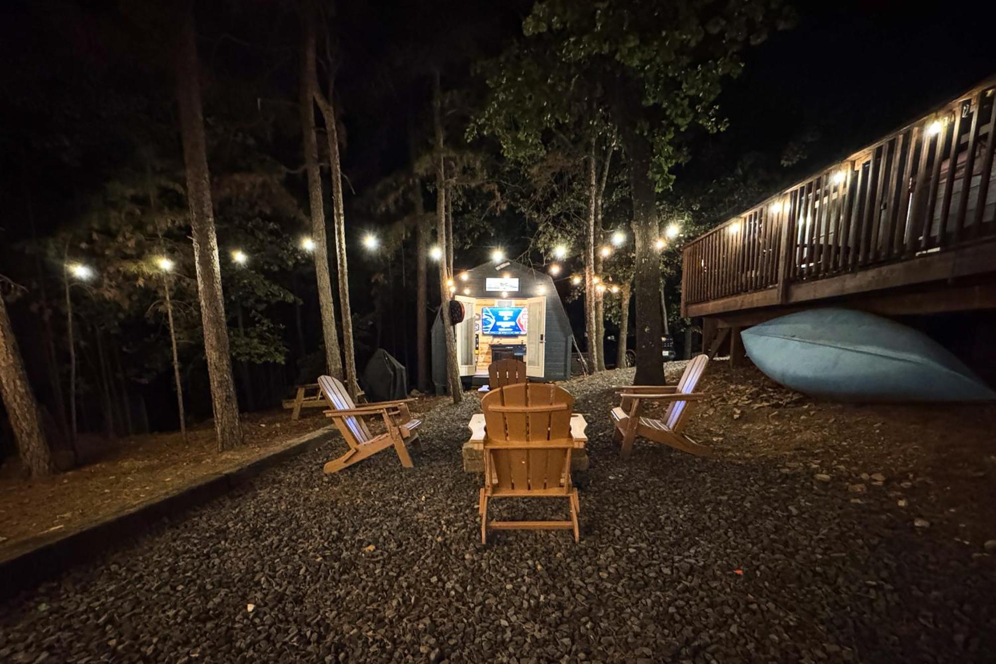 With Hot Tub And Game Room! * Broken Bow